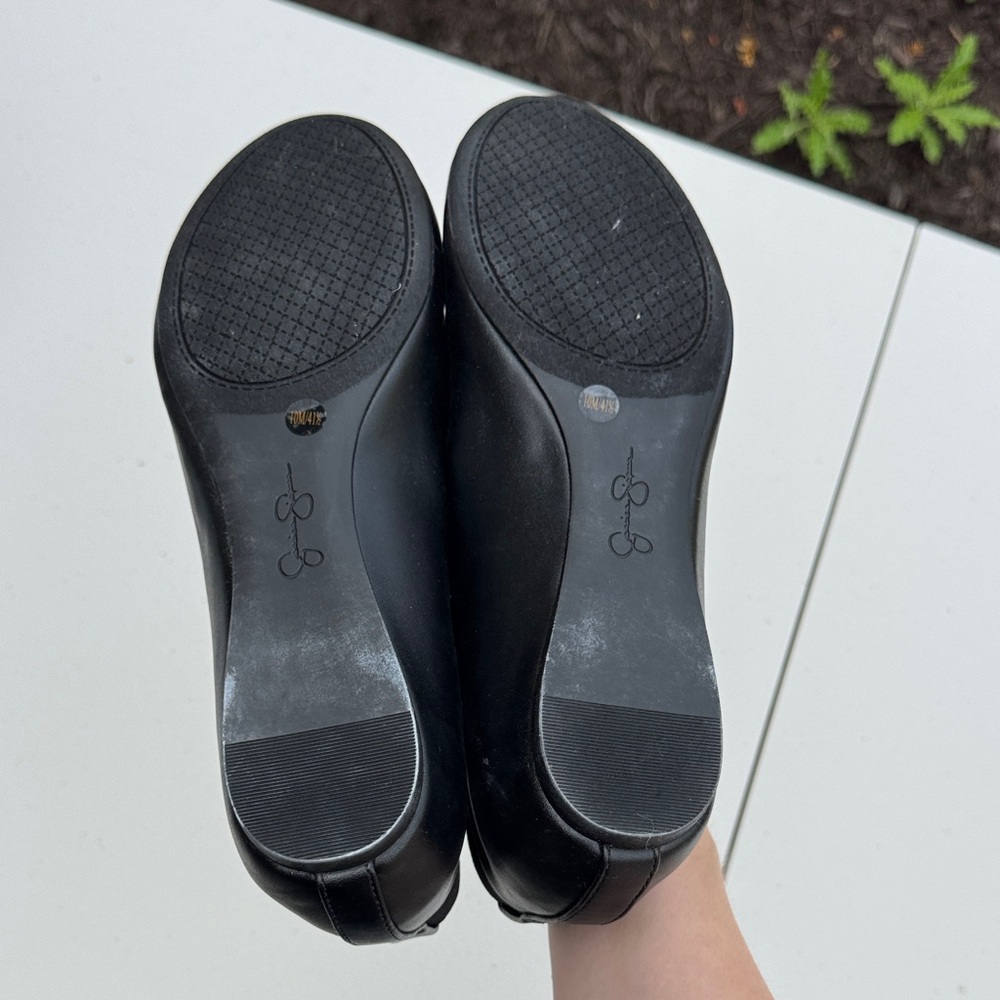 Jessica Simpson Black Cross-Strap Flats - Picture 3 of 3